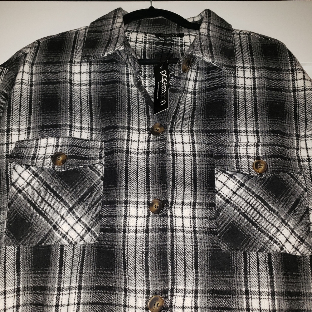 Papermoon Black,gray and white flannel Button Up Shirt Jacket  NWT  1XL Fall